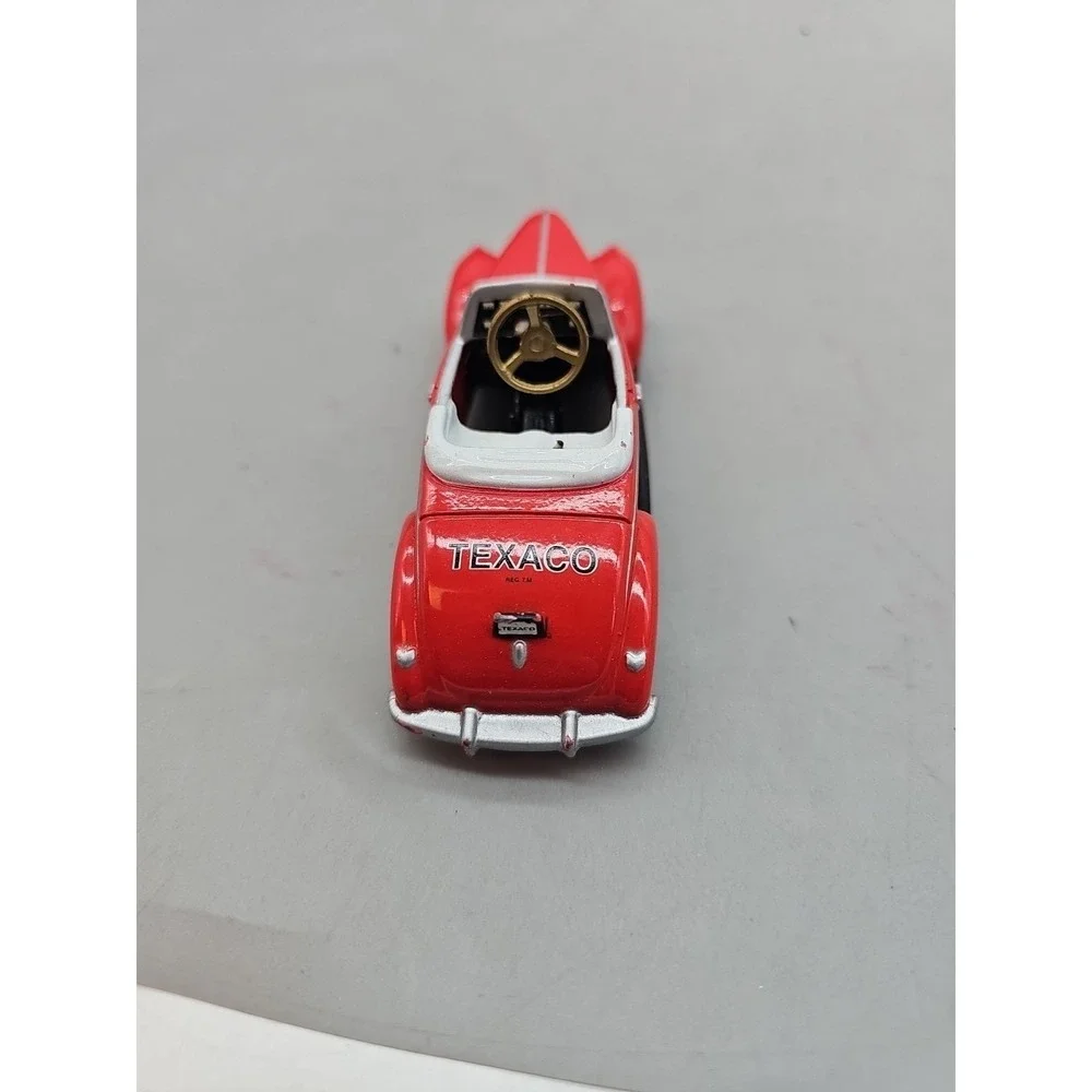VINTAGE GEARBOX TEXACO SKY CHIEF RED‎ FORD DELUXE COUPE DIECAST PEDAL CAR